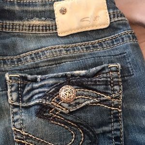 Silver Crop Jeans Ladies Size 27x22